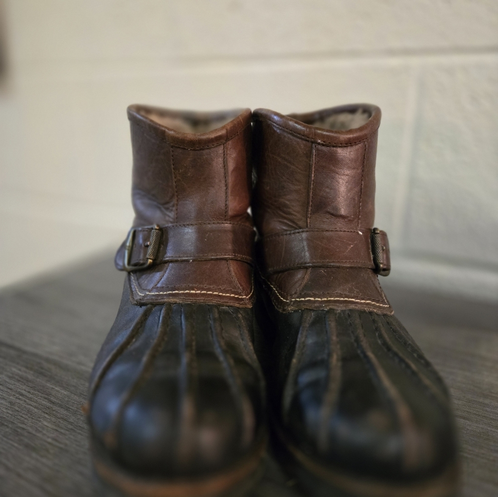 Frye Shearling Duck boots